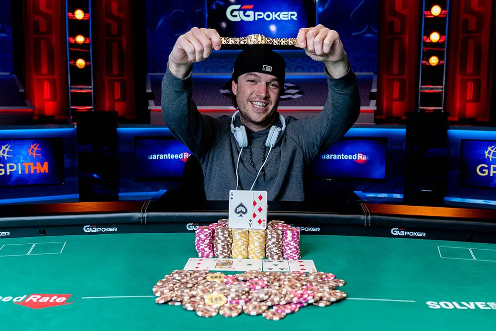 Chad Norton Wins 2021 World Series of Poker $800 No-Limit Hold'em Deepstack Event