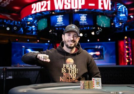 Brian Rast Wins Fifth World Series of Poker Gold Bracelet