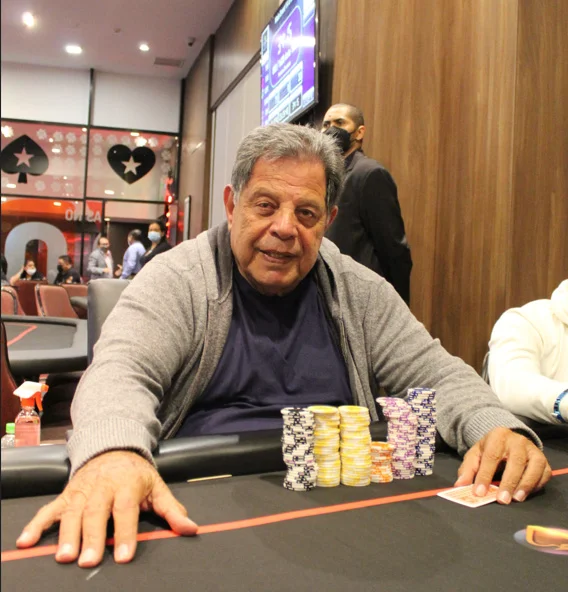 Erik Cajelais Chip Leader After Day 1a of Jackie's Poker Tour Main Event