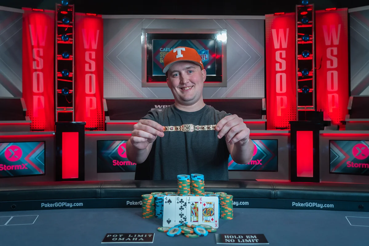 2023 WSOP Day 4: Chad Eveslage & Michael Moncek Win Second Bracelets 